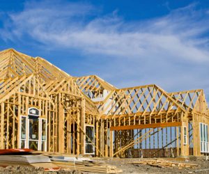 new-home-construction-framing-27770434